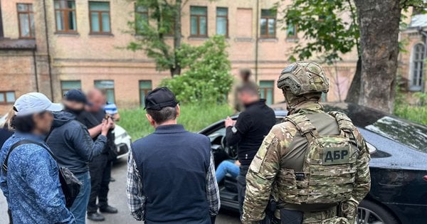 В Україні судитимуть ексдепутата, концерн якого забезпечував Росію критичним обладнанням
