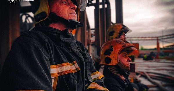 На Київщині ліквідували пожежу, що виникла після російської атаки три дні тому