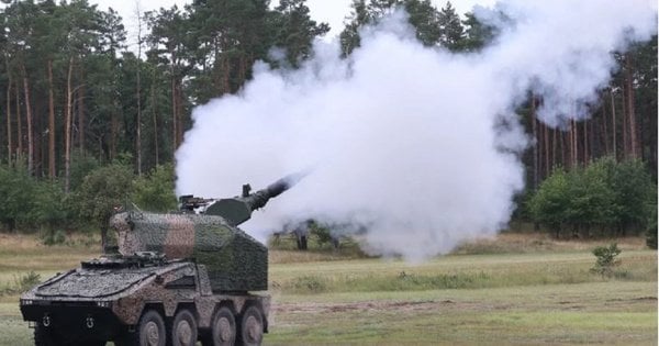 Україна отримає 54 колісні артилерійські системи RCH 155