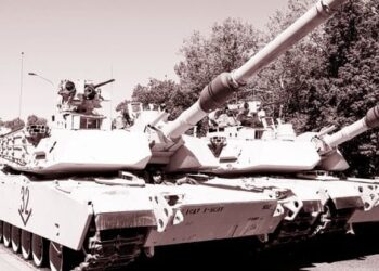Україна потрапила в пастку допомоги