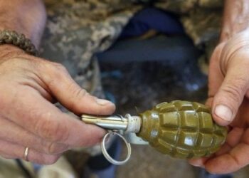 На Волині військового ув'язнили на 3,5 роки за погрозу підірвати людей на зупинці