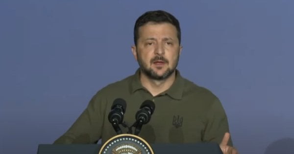 Сі Цзіньпін пообіцяв Володимиру Зеленському не продавати зброю Росії