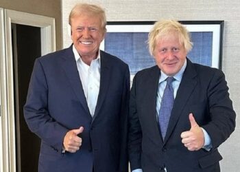 Борис Джонсон та Дональд Трамп під час зустрічі обговорили підтримку України