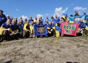 Із російського полону повернулися двоє військових з Хмельниччини