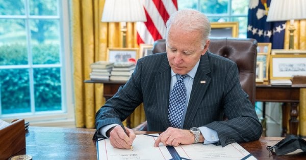 Джо Байден передав повноваження з підтримки України Мінфіну і Держдепу США