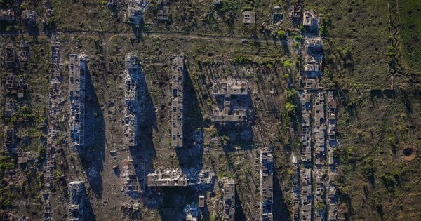 ЗМІ оприлюднили супутникові знімки захопленого окупантами мікрорайону у Часовому Ярі