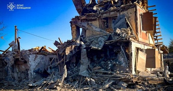 Росіяни атакували центр України крилатими та балістичними ракетами