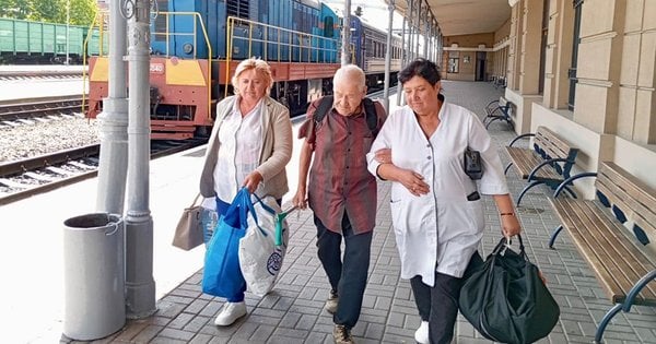 На Прикарпатті оселився 88-річний пенсіонер, який пішки вийшов з окупації на Донеччині (фото)