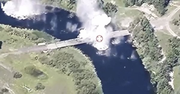 Бійці ССО показали відео знищення понтонних переправ росіян в Курській області