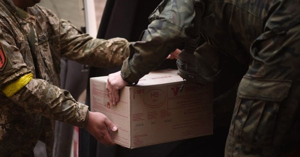 Кабінет міністрів дозволив ввезення військових товарів через усі пункти пропуску