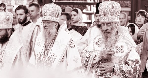 Московська церква в Україні