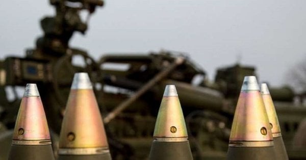 Прем'єр-міністр Чехії відреагував на закиди у переплаті за боєприпаси для України