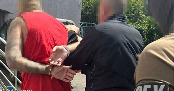 СБУ затримала фітнес-тренера з Одеси за спроби спалити авто ЗСУ у трьох містах України