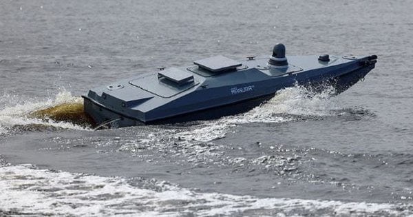 Українські розвідники знищили російський швидкісний катер КС-701 «Тунєць»