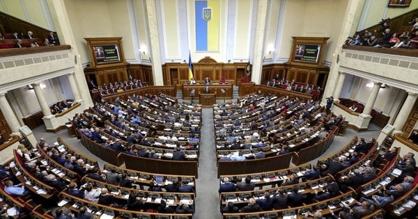 Верховна Рада збільшила бюджет на 500 млрд гривень для військових потреб