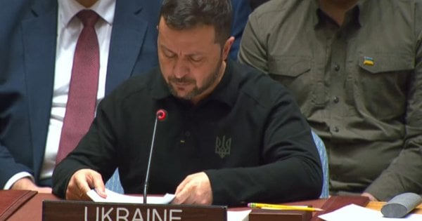 Росія хоче атакувати три українські АЕС, – Володимир Зеленський