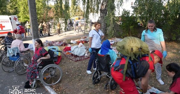 Росіяни вдарили по геріатричному пансіонату в Сумах, де було понад 200 людей