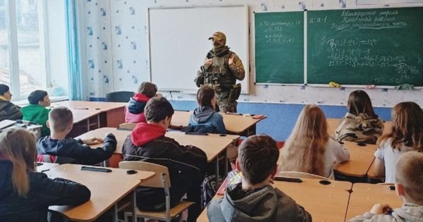 Вчителі на окупованих територіях виявлятимуть проукраїнське населення