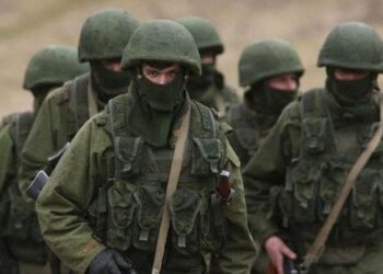 У  Мелітополі росіяни перетворюють школи на військові казарми для дітей