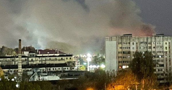 У Брянську після атаки БпЛА загорівся завод з виробництва мікроелектроніки