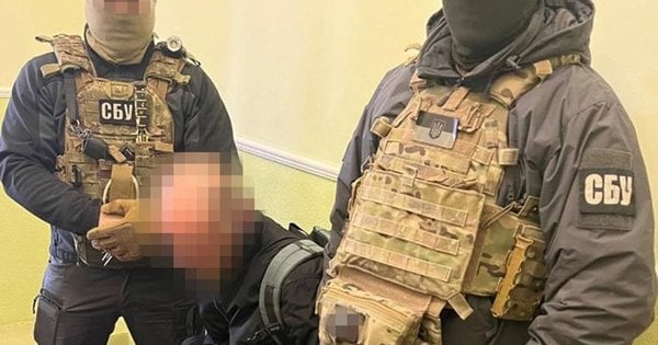 СБУ затримала двох буковинців за вербування агентів для спецслужб РФ і збір розвідданих