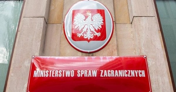 У Польщі викрили корумпований механізм видачі віз росіянам