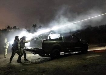 Сили ППО ліквідували вночі 31 безпілотник та одну ракету росіян