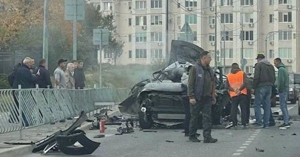 У Севастополі підірвали автомобіль капітана Чорноморського флоту Росії