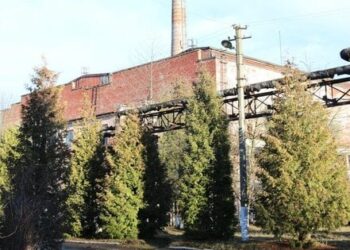 Представник Офісу президента заявив про знищення росіянами заводу на Львівщині