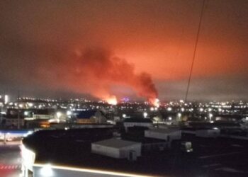Росіяни заявили про атаку дронів на Брянськ та Москву, зайнялася пожежа біля військової частини