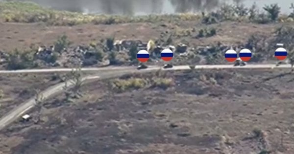 СБУ показала знищення піхотної колони росіян, яка їхала на штурм ЗСУ