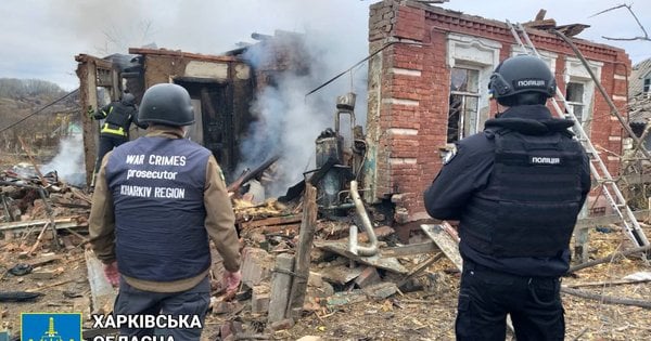 Унаслідок обстрілу Куп’янська на двох людей впали дроти електромережі