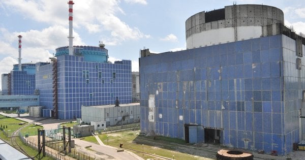 Через нічний обстріл Росії пошкоджені кілька підстанцій, від яких залежать українські АЕС