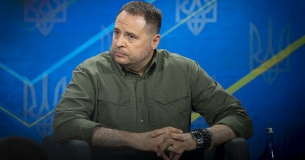 Андрій Єрмак заявив, що брак військових ресурсів в Росії стане початком перемовин