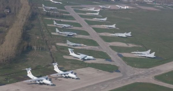 Поблизу російської авіабази в Рязані прогриміли вибухи