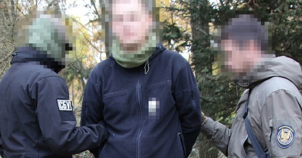 СБУ викрила диверсантів, які готувались масово спустити з колій потяги «Укрзалізниці»