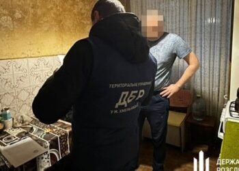 У  Хмельницькому за співпрацю з росіянами затримали працівника Чорноморського заповідника