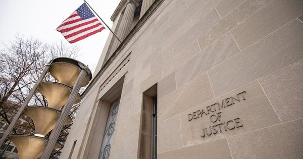 США конфіскували дві квартири російського олігарха Перевалова за 1,8 млн доларів
