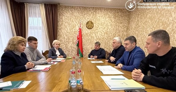 Журналісти помітили на переговорах про полонених між РФ та Україною білоруських представників