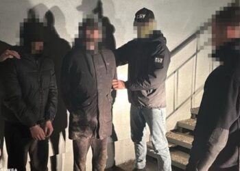 На Рівненщині двох диверсантів затримали за підрив колії під час руху військового ешелону