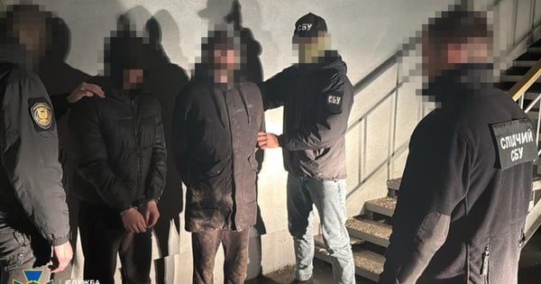 На Рівненщині двох диверсантів затримали за підрив колії під час руху військового ешелону
