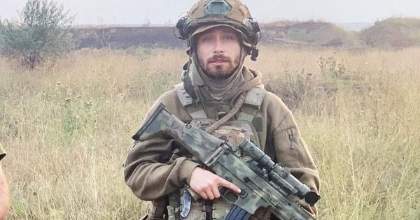 Президент присвоїв звання Героя України загиблому нацгвардійцю з Івано-Франківська Роману Голубу