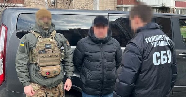 СБУ затримала адвоката, який захищав російських інформаторів у суді