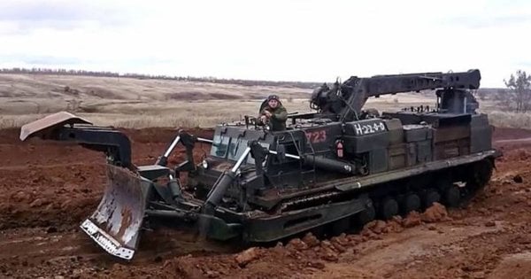 ЗСУ вперше знищили російський шляхопрокладач БАТ-2