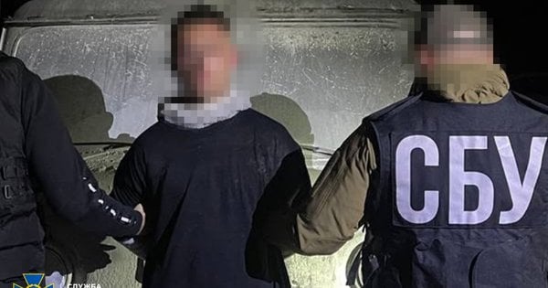 Вінничанин отримав 5 років тюрми за підпал автівок Червоного Хреста та ЗСУ в Ужгороді