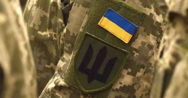Росіяни поширили фото українського бійця з відсіченою головою