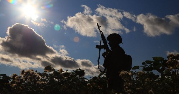На війну у 18. Відповіді на головні питання про новий формат служби "Контракт 18-24"