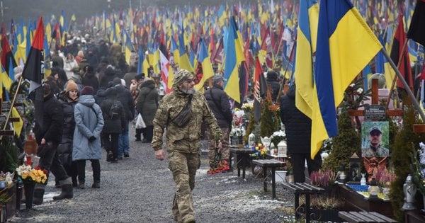 Володимир Зеленський уточнив втрати України у війні