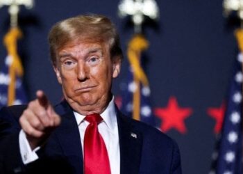 США ненадовго призупиняли постачання зброї до України