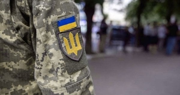 На тлі терактів у ТЦК та військових частинах посилили заходи безпеки